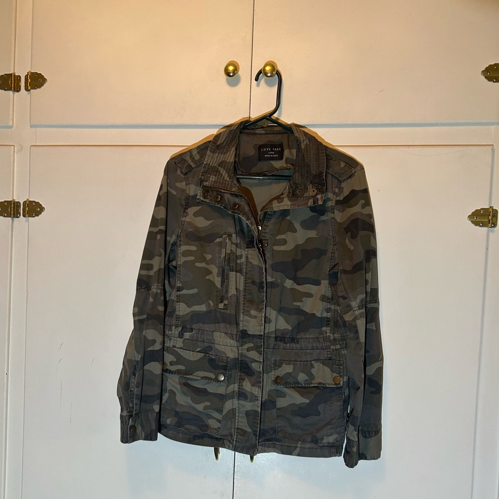 Love Tree Camouflage Jacket - Picture 2 of 15